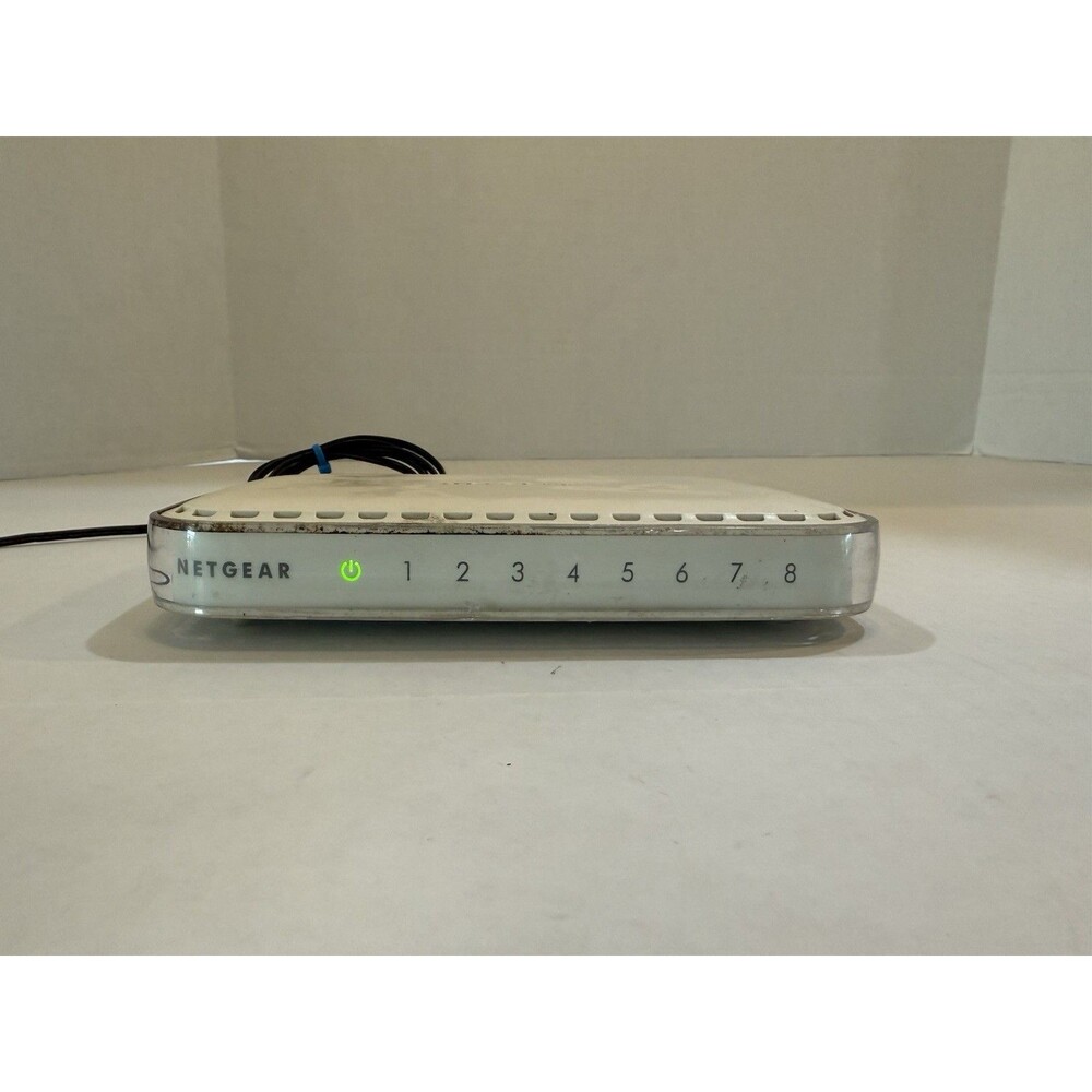 Netgear FS608 V3 8 Port Gigabit 10/100 Mbps Switch‎ And Adapter TESTED